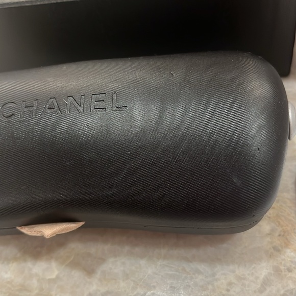Chanel sunglasses box case and pouch. Comes with pamphlets - Picture 4 of 7